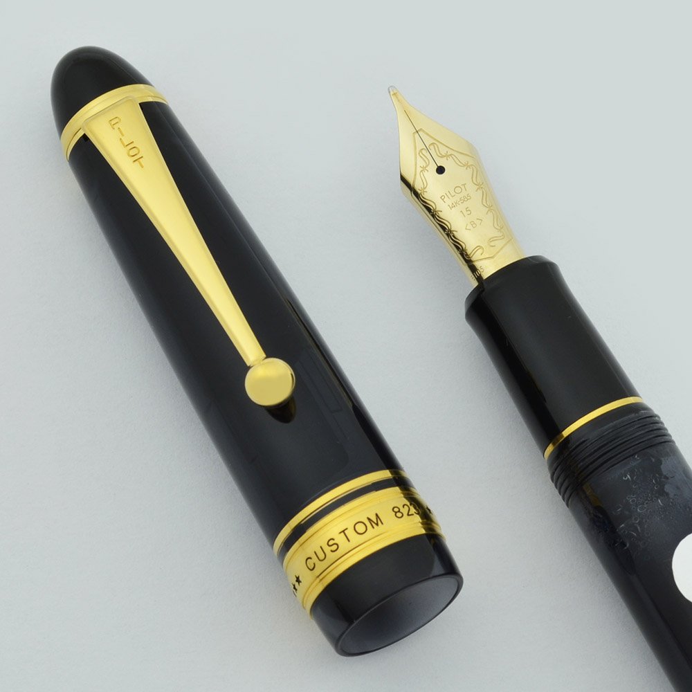 Pilot Namiki Custom 823 Fountain Pen - Black Smoke Demonstrator